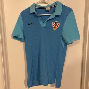 Men’s Nike polo HNS size small